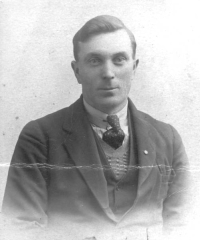 358: James V McCarthy. (circa 1922)  - son of Thomas McCarthy &amp;amp; Anastasia Fitzgerald, married Julia Reddy